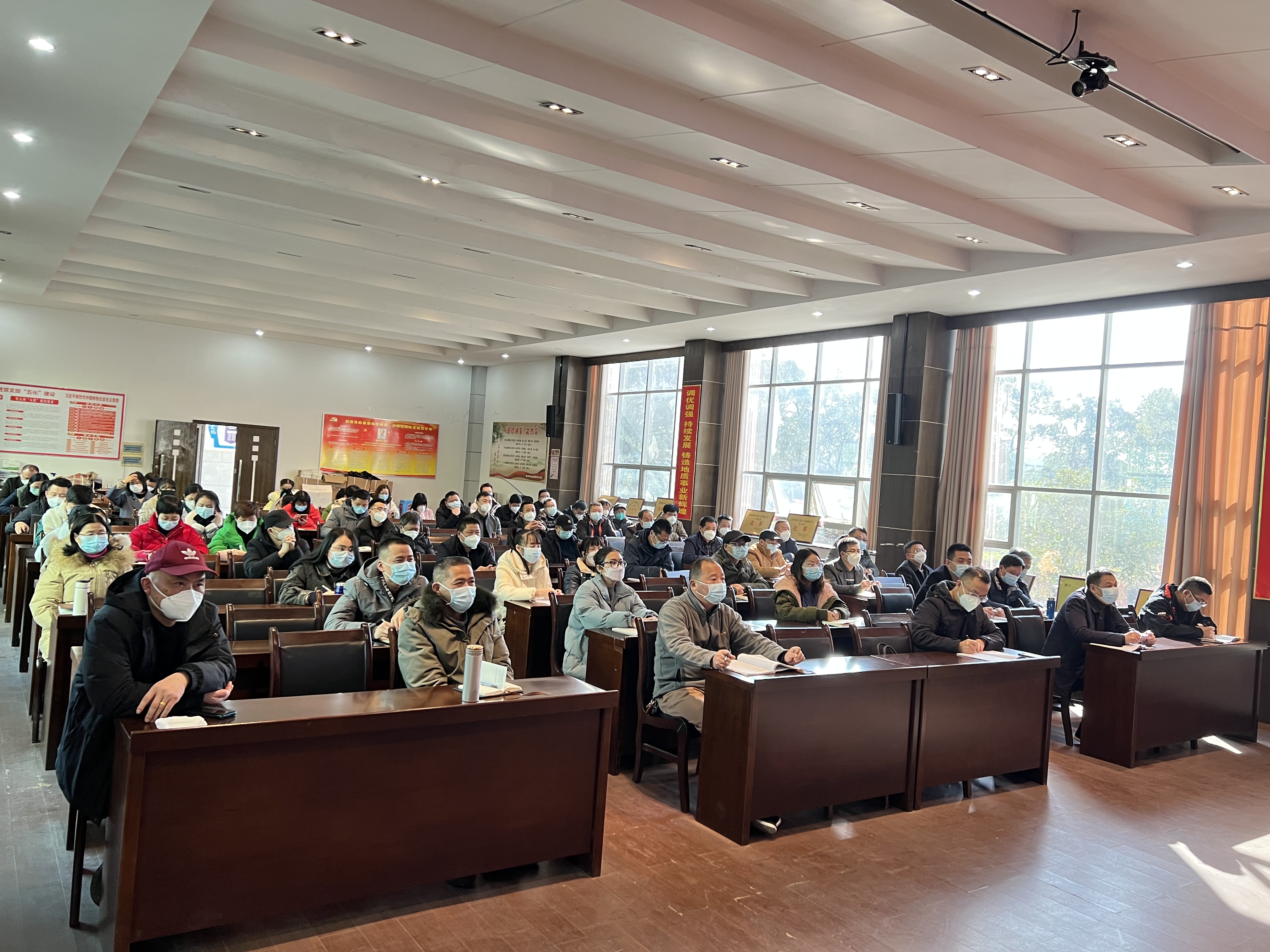 微信图片_20230201152931.jpg 微信图片_20230201152931.jpg