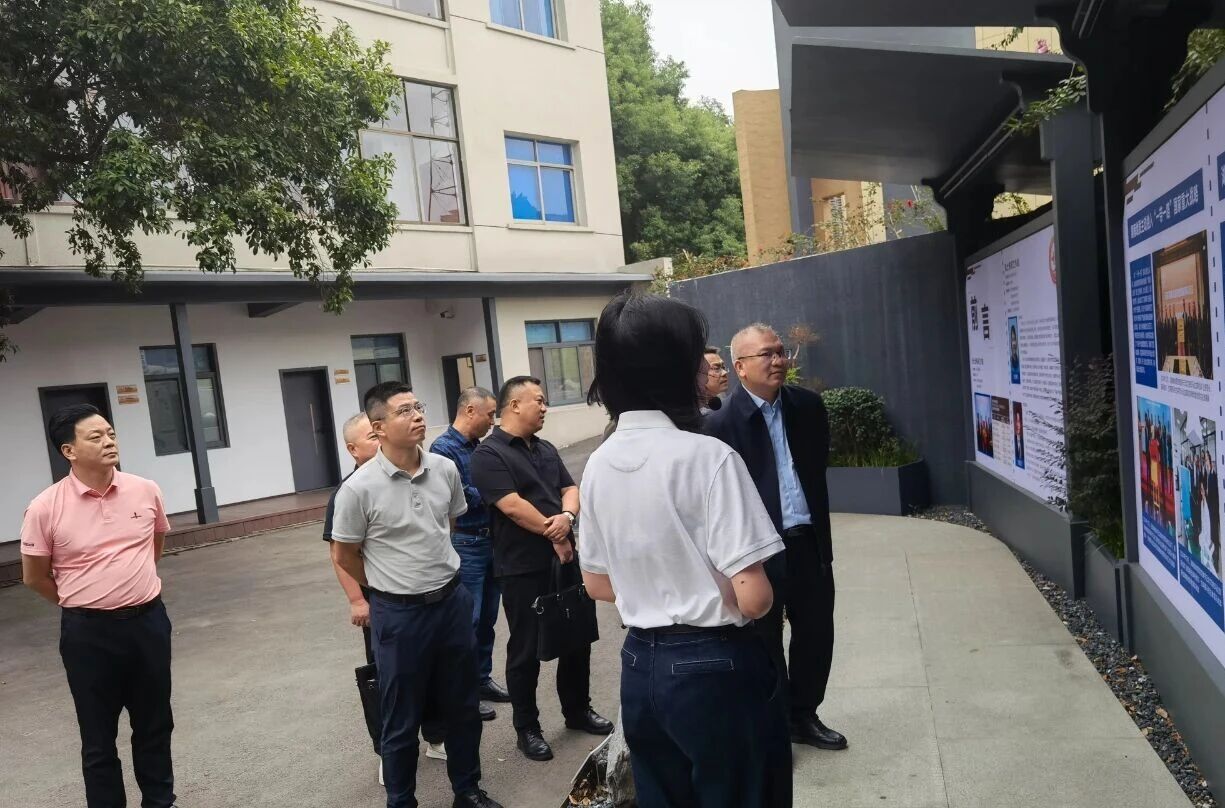 微信图片_20250928092858.jpg 微信图片_20250928092858.jpg