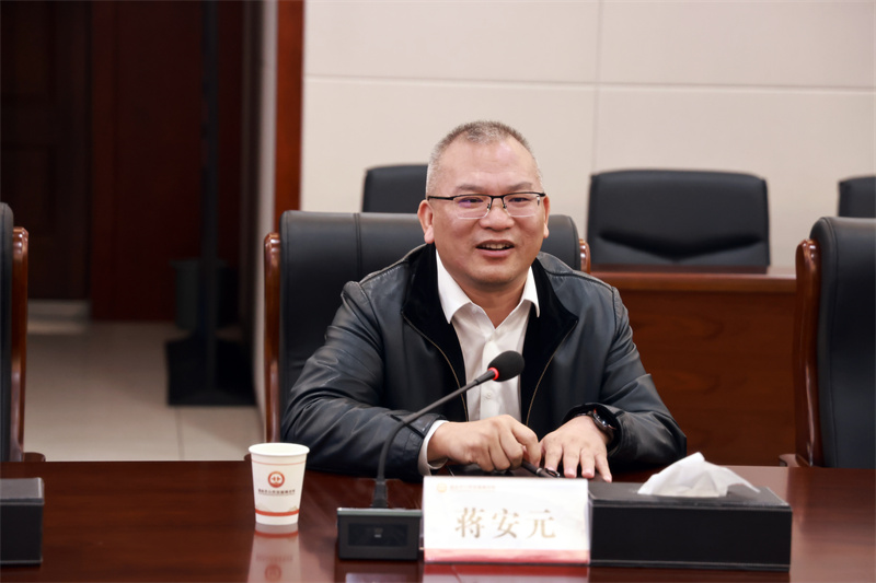 所长.jpg 所长.jpg